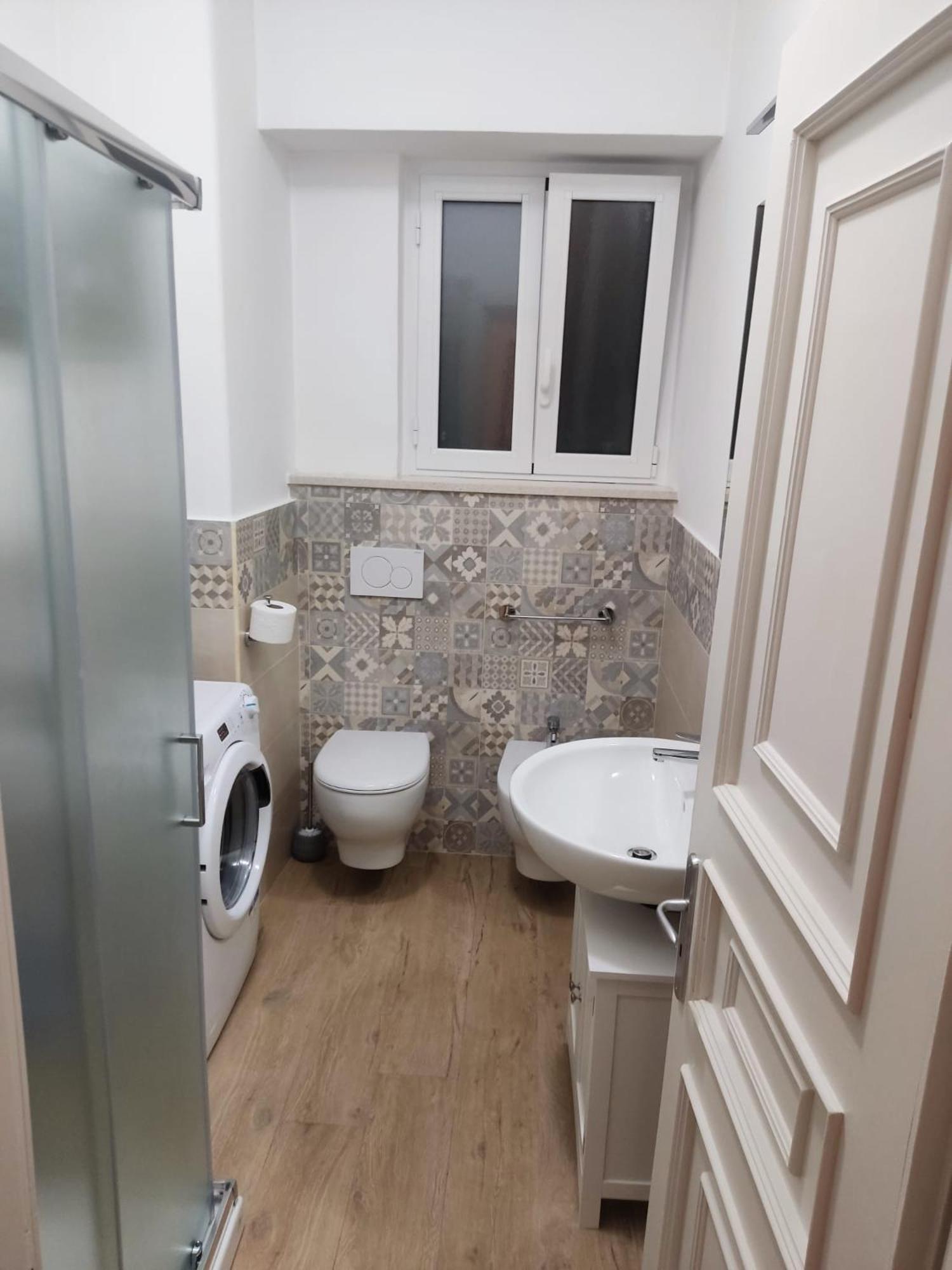 Holidayhomeischia Appartamento *